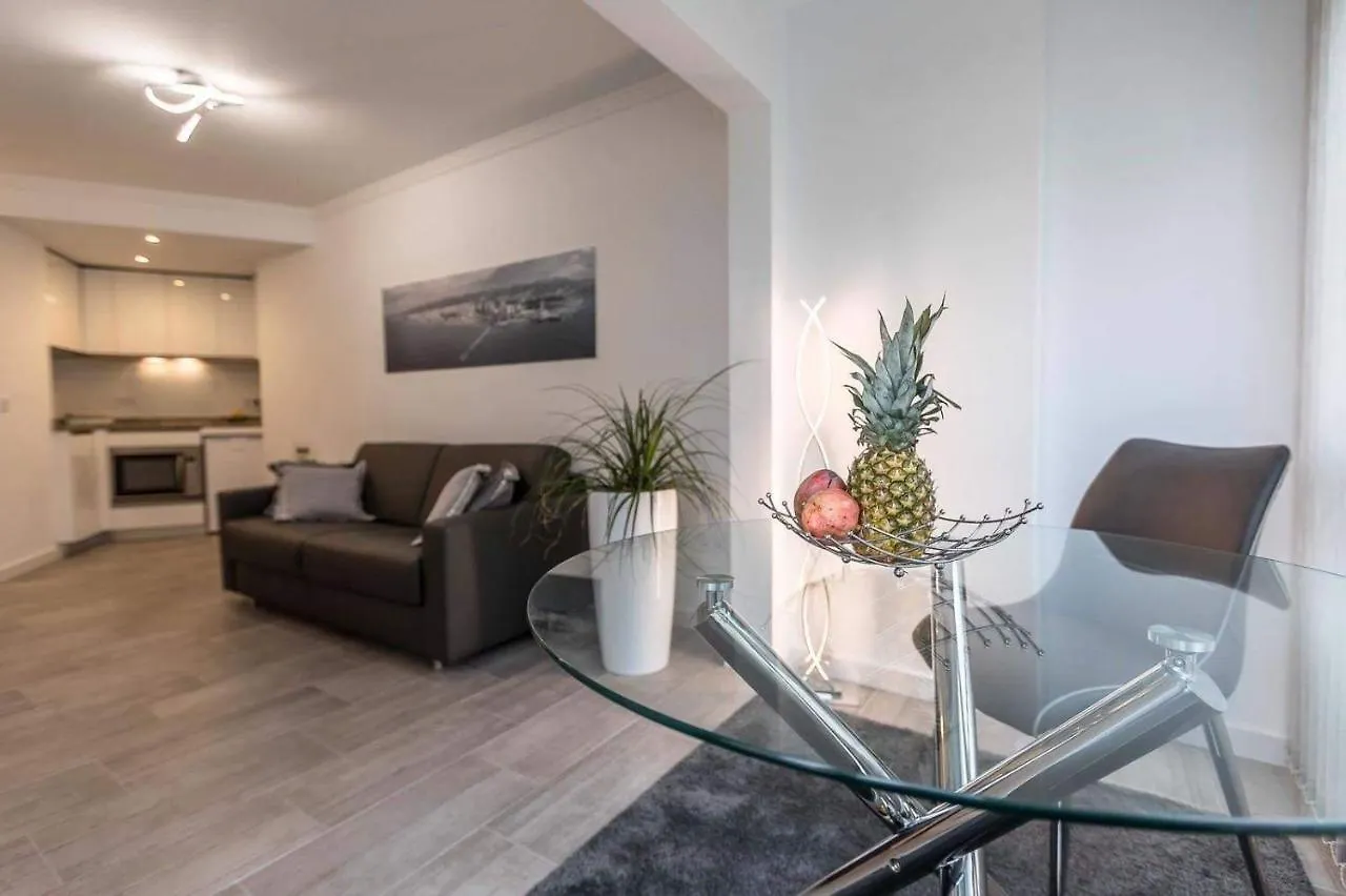 Studio La Concha Direkt Am Meer contacts